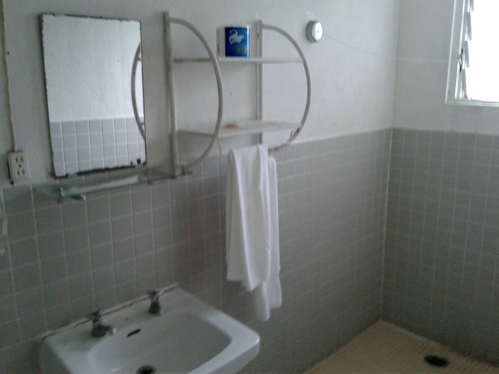 South Park Hotel Micronesia Kolonia Extérieur photo